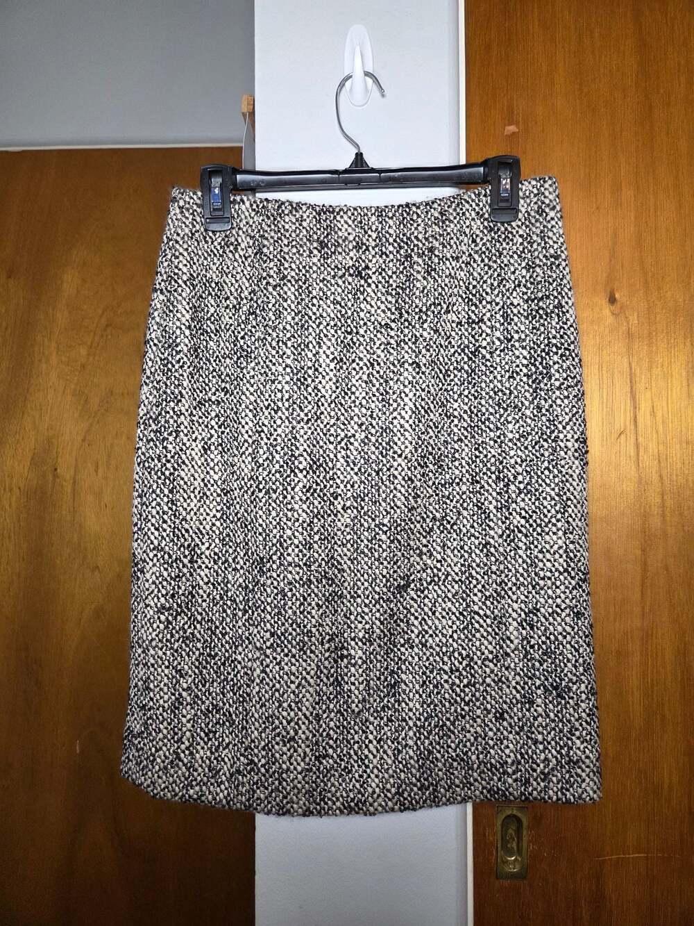Brooks Brothers Italian Wool Mohair Tweed Pencil Skirt Black Ivory Size 4
